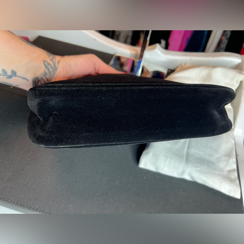 Authentic Gucci Beauty crossbody - Picture 9 of 9